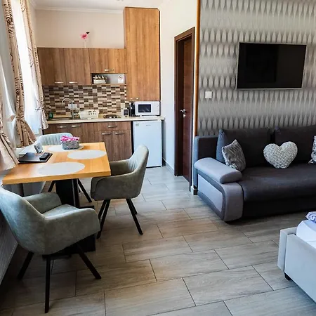 Allium Apartman *