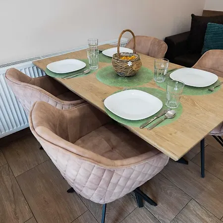 Allium Apartman *
